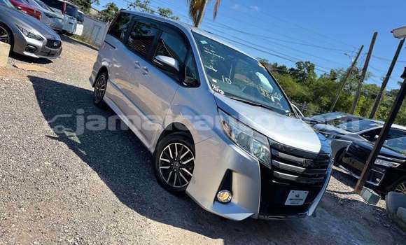 Buy Used Toyota Noah Other Car in Falmouth in Trelawney Buy Used Toyota Noah Other Car in Falmouth in Trelawney