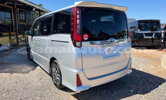 Buy Used Toyota Noah Other Car in Falmouth in Trelawney Buy Used Toyota Noah Other Car in Falmouth in Trelawney