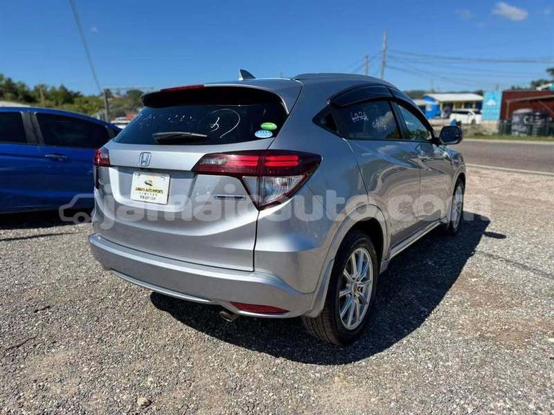 Big with watermark honda vezel manchester mandeville 5576