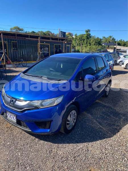 Big with watermark honda fit clarendon import dubai 5579