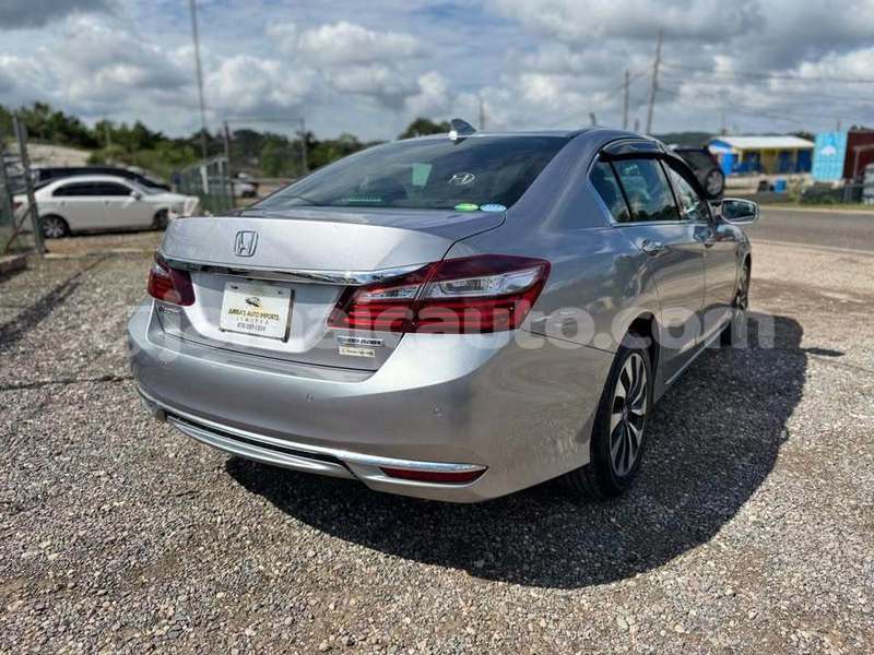 Big with watermark honda accord clarendon import dubai 5580