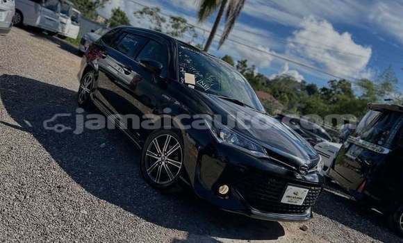 Buy Used Toyota Axio Black Car in Kingston in Kingston Buy Used Toyota Axio Black Car in Kingston in Kingston
