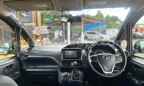 Buy Used Toyota Noah Other Car in Import - Dubai in Clarendon Buy Used Toyota Noah Other Car in Import - Dubai in Clarendon