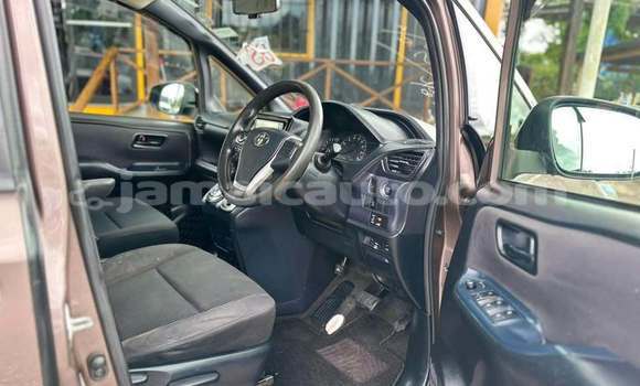 Buy Used Toyota Noah Other Car in Import - Dubai in Clarendon Buy Used Toyota Noah Other Car in Import - Dubai in Clarendon