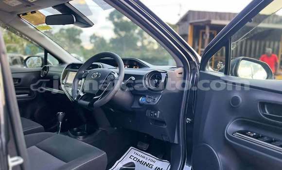 Buy Used Toyota 2000GT Black Car in Mandeville in Manchester Buy Used Toyota 2000GT Black Car in Mandeville in Manchester