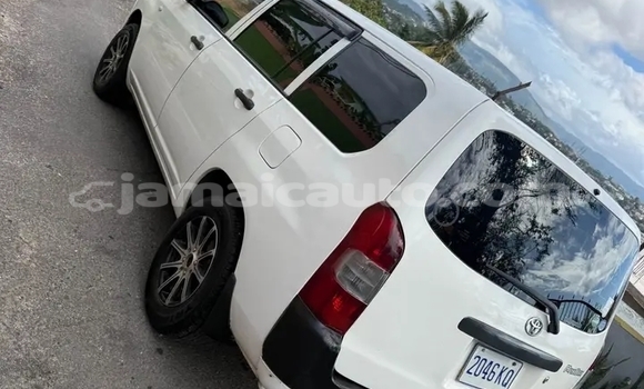 Buy Used Toyota Probox White Car in Falmouth in Trelawney Buy Used Toyota Probox White Car in Falmouth in Trelawney