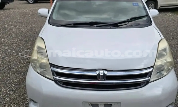 Buy Used Toyota IST White Car in Mandeville in Manchester Buy Used Toyota IST White Car in Mandeville in Manchester