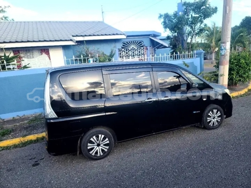 Big with watermark nissan serena manchester mandeville 5600
