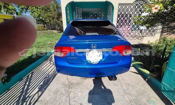 Buy Used Honda Civic Blue Car in Port Antonio in Portland Buy Used Honda Civic Blue Car in Port Antonio in Portland