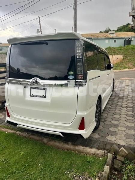 Big with watermark toyota voxy manchester mandeville 5608