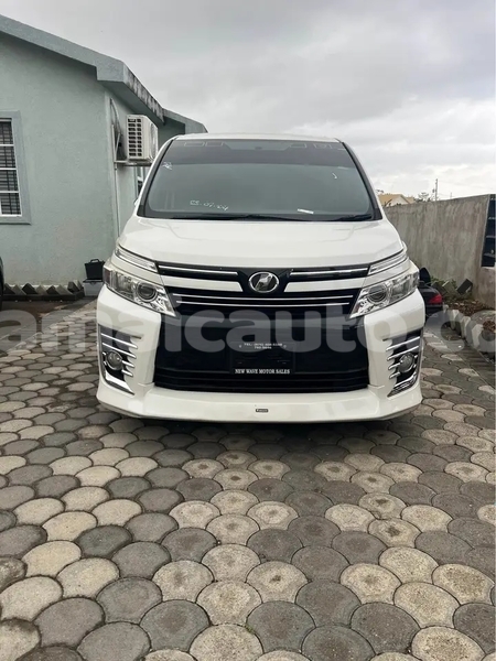 Big with watermark toyota voxy manchester mandeville 5608