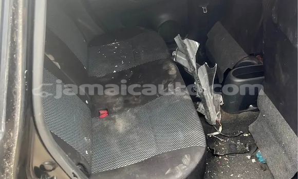 Buy Used Nissan Note Black Car in Mandeville in Manchester Buy Used Nissan Note Black Car in Mandeville in Manchester