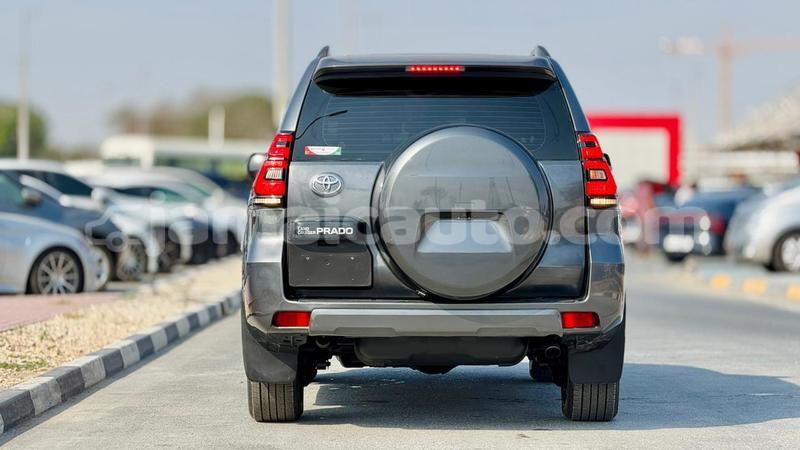 Big with watermark toyota land cruiser prado clarendon import dubai 5612