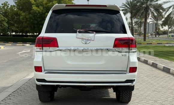 Buy Used Toyota Land Cruiser White Car in Import - Dubai in Clarendon Buy Used Toyota Land Cruiser White Car in Import - Dubai in Clarendon