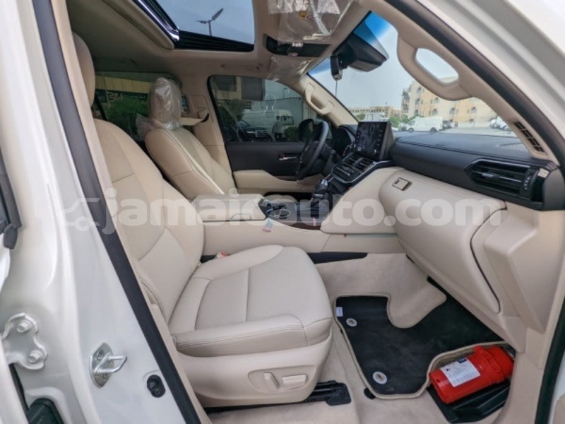 Big with watermark toyota land cruiser kingston kingston 5616