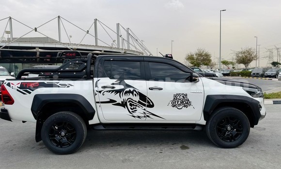 Buy Used Toyota Hilux White Car in Import - Dubai in Clarendon Buy Used Toyota Hilux White Car in Import - Dubai in Clarendon