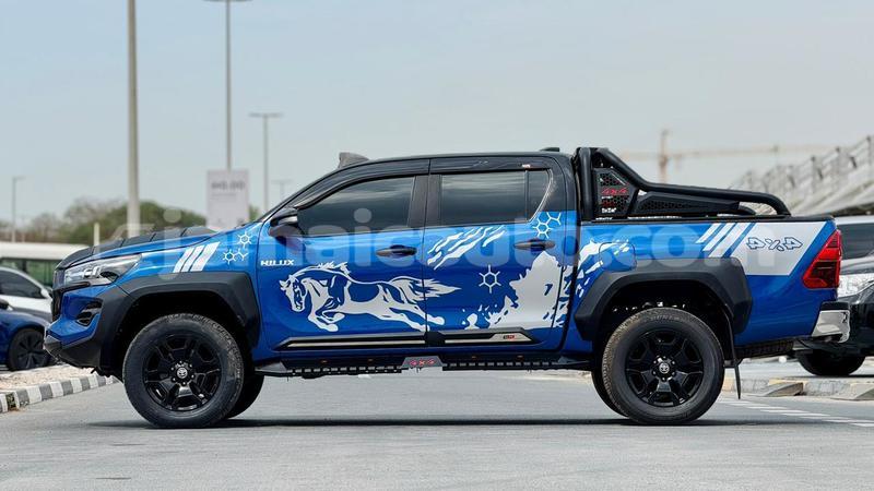 Big with watermark toyota hilux clarendon import dubai 5624