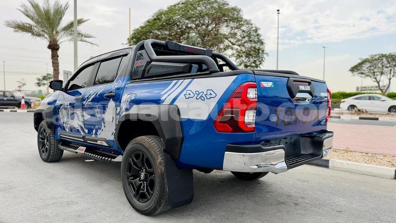 Big with watermark toyota hilux clarendon import dubai 5624