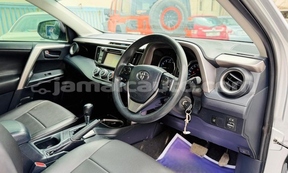 Buy Used Toyota RAV4 Silver Car in Import - Dubai in Clarendon Buy Used Toyota RAV4 Silver Car in Import - Dubai in Clarendon