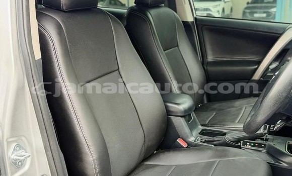 Buy Used Toyota RAV4 Silver Car in Import - Dubai in Clarendon Buy Used Toyota RAV4 Silver Car in Import - Dubai in Clarendon
