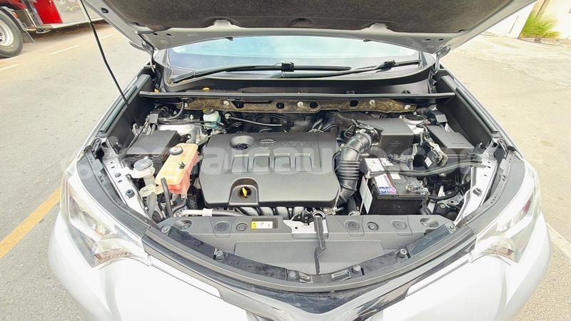 Big with watermark toyota rav4 clarendon import dubai 5625