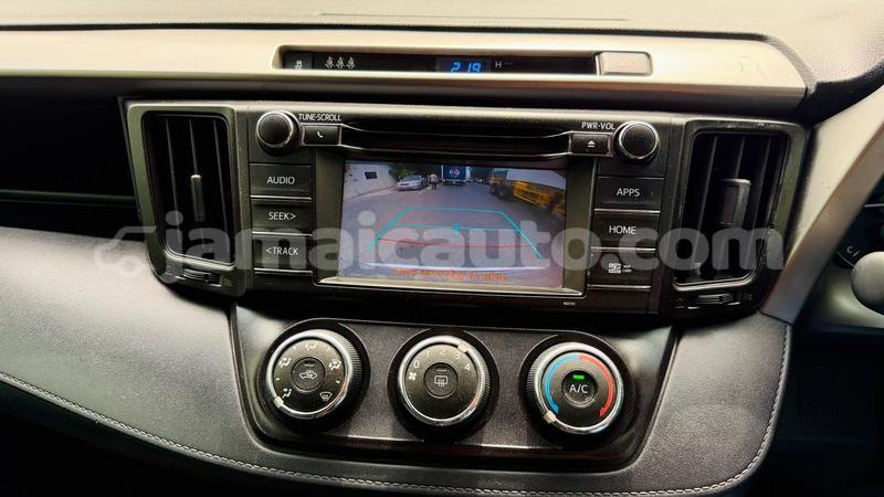 Big with watermark toyota rav4 clarendon import dubai 5625