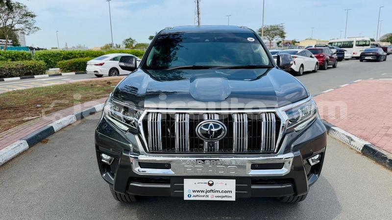 Big with watermark toyota land cruiser prado clarendon import dubai 5630