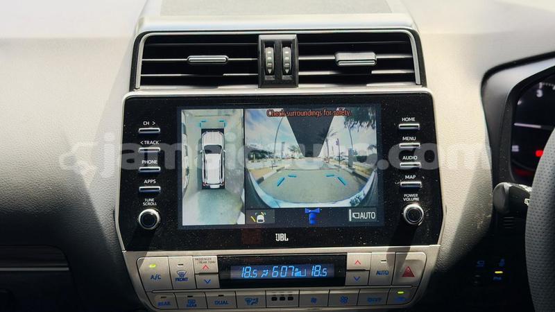 Big with watermark toyota land cruiser prado clarendon import dubai 5630