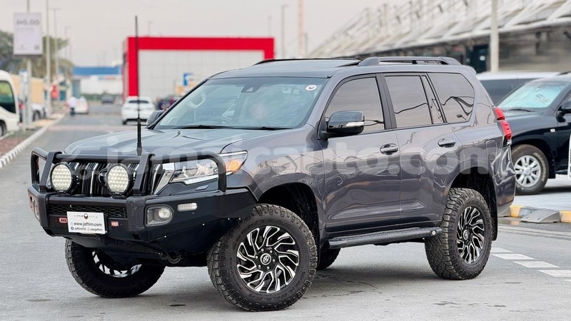 Big with watermark toyota land cruiser prado clarendon import dubai 5632