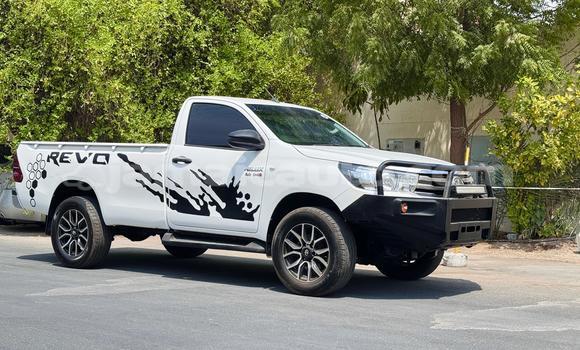 Buy Used Toyota Hilux White Car in Import - Dubai in Clarendon Buy Used Toyota Hilux White Car in Import - Dubai in Clarendon