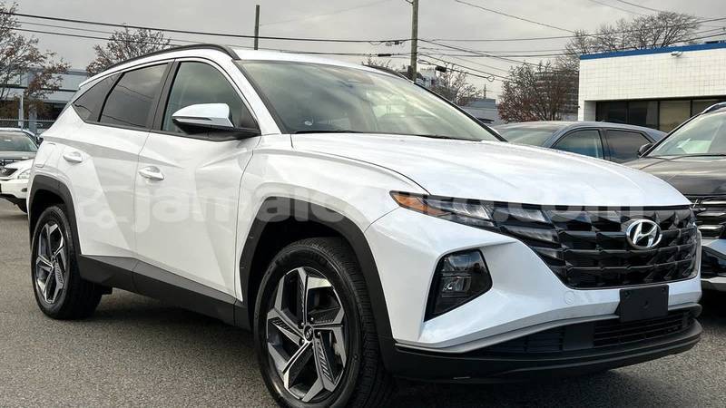 Big with watermark hyundai tucson kingston kingston 5635