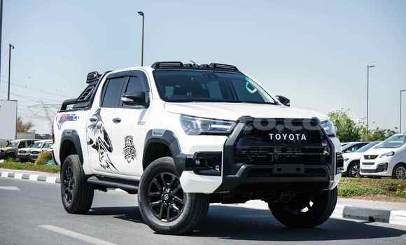 Buy Used Toyota Hilux White Car in Import - Dubai in Clarendon Buy Used Toyota Hilux White Car in Import - Dubai in Clarendon