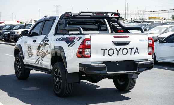 Buy Used Toyota Hilux White Car in Import - Dubai in Clarendon Buy Used Toyota Hilux White Car in Import - Dubai in Clarendon