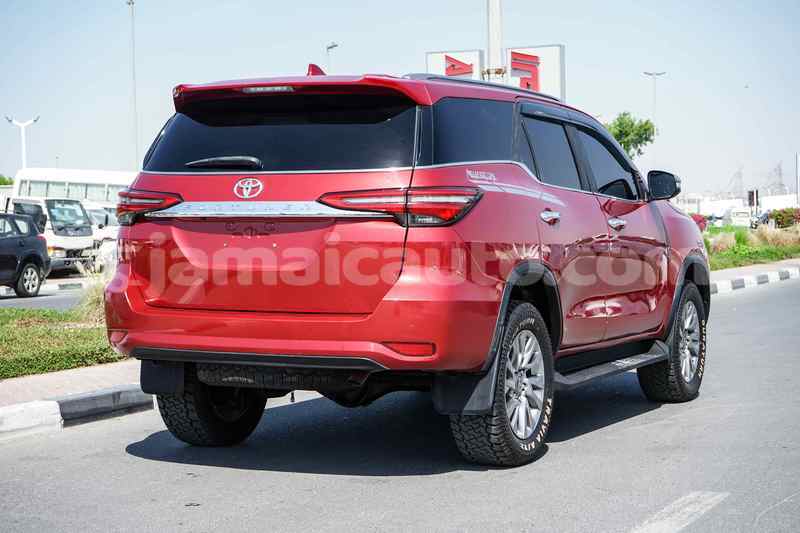 Big with watermark toyota fortuner clarendon import dubai 5638