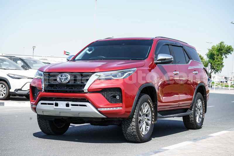 Big with watermark toyota fortuner clarendon import dubai 5638