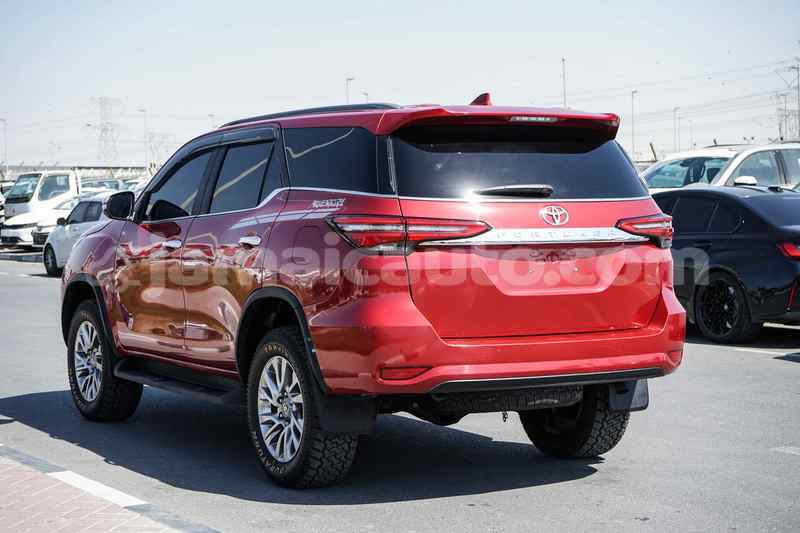 Big with watermark toyota fortuner clarendon import dubai 5638