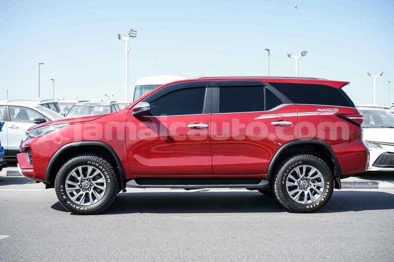 Big with watermark toyota fortuner clarendon import dubai 5638