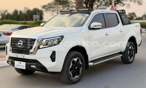 Buy Used Nissan Navara White Car in Import - Dubai in Clarendon Buy Used Nissan Navara White Car in Import - Dubai in Clarendon