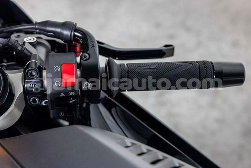 Big with watermark yamaha yzf kingston kingston 5643