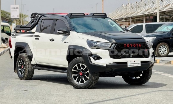 Buy Used Toyota Hilux White Car in Import - Dubai in Clarendon Buy Used Toyota Hilux White Car in Import - Dubai in Clarendon