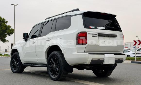 Buy Used Toyota Land Cruiser Prado White Car in Import - Dubai in Clarendon Buy Used Toyota Land Cruiser Prado White Car in Import - Dubai in Clarendon