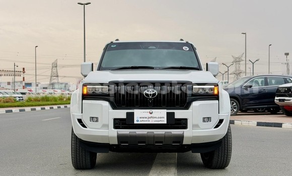 Buy Used Toyota Land Cruiser Prado White Car in Import - Dubai in Clarendon Buy Used Toyota Land Cruiser Prado White Car in Import - Dubai in Clarendon