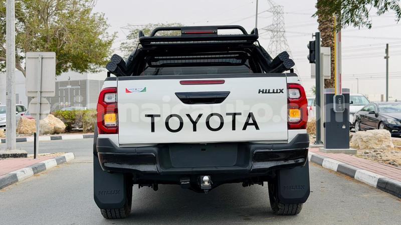 Big with watermark toyota hiluxe revo clarendon import dubai 5650