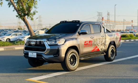 Buy Used Toyota Hilux Black Car in Import - Dubai in Clarendon Buy Used Toyota Hilux Black Car in Import - Dubai in Clarendon