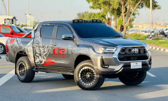 Buy Used Toyota Hilux Black Car in Import - Dubai in Clarendon Buy Used Toyota Hilux Black Car in Import - Dubai in Clarendon