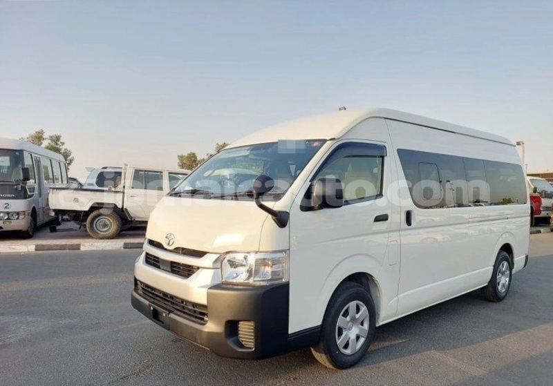 Big with watermark toyota hiace kingston kingston 5663