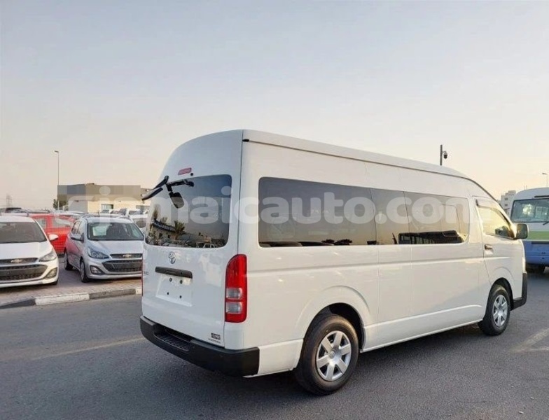 Big with watermark toyota hiace kingston kingston 5663
