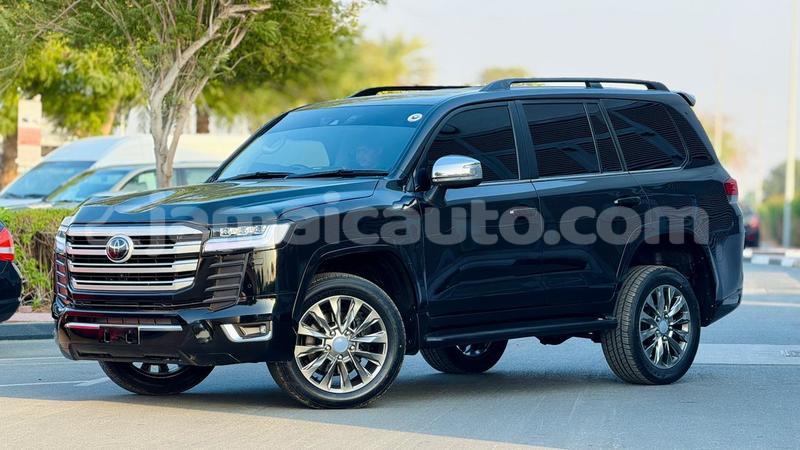 Big with watermark toyota land cruiser clarendon import dubai 5664