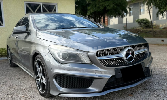 Acheter Occasion Voiture Mercedes-Benz CLA-klasse Gris à Falmouth, Trelawney Acheter Occasion Voiture Mercedes-Benz CLA-klasse Gris à Falmouth, Trelawney