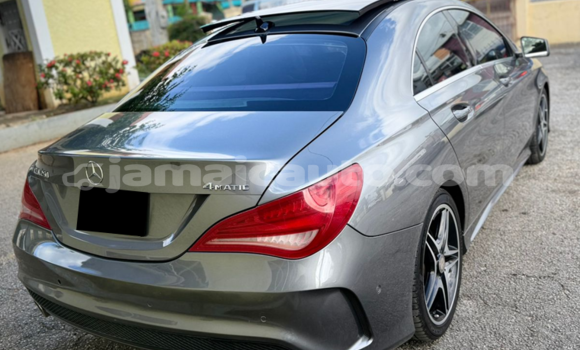 Acheter Occasion Voiture Mercedes-Benz CLA-klasse Gris à Falmouth, Trelawney Acheter Occasion Voiture Mercedes-Benz CLA-klasse Gris à Falmouth, Trelawney